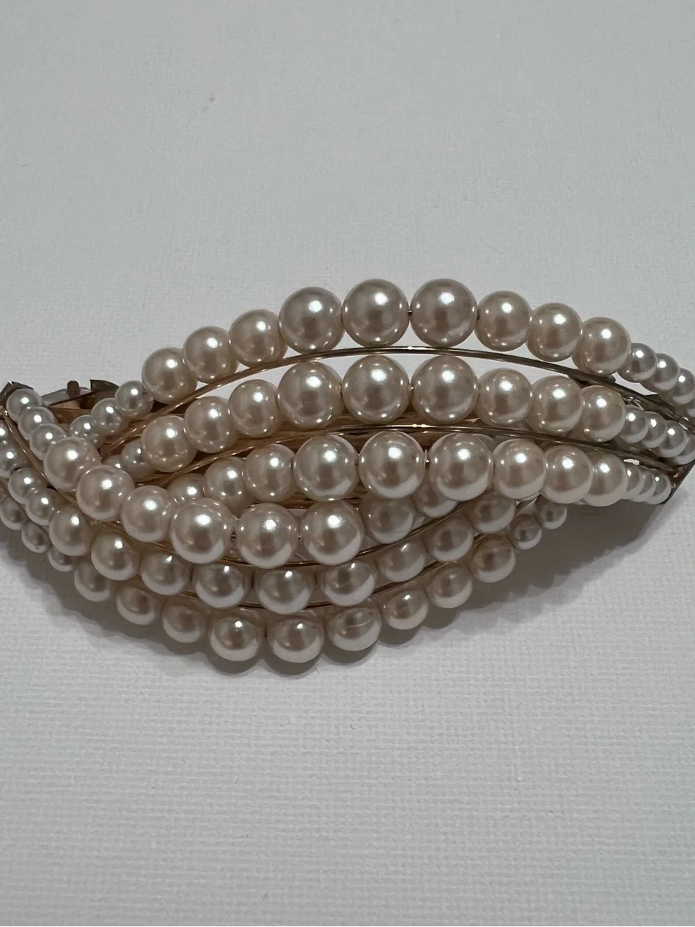 Classic Vintage Pearl Wave Wedding Day Hair Clip - Ivory Faux Pearl Accent